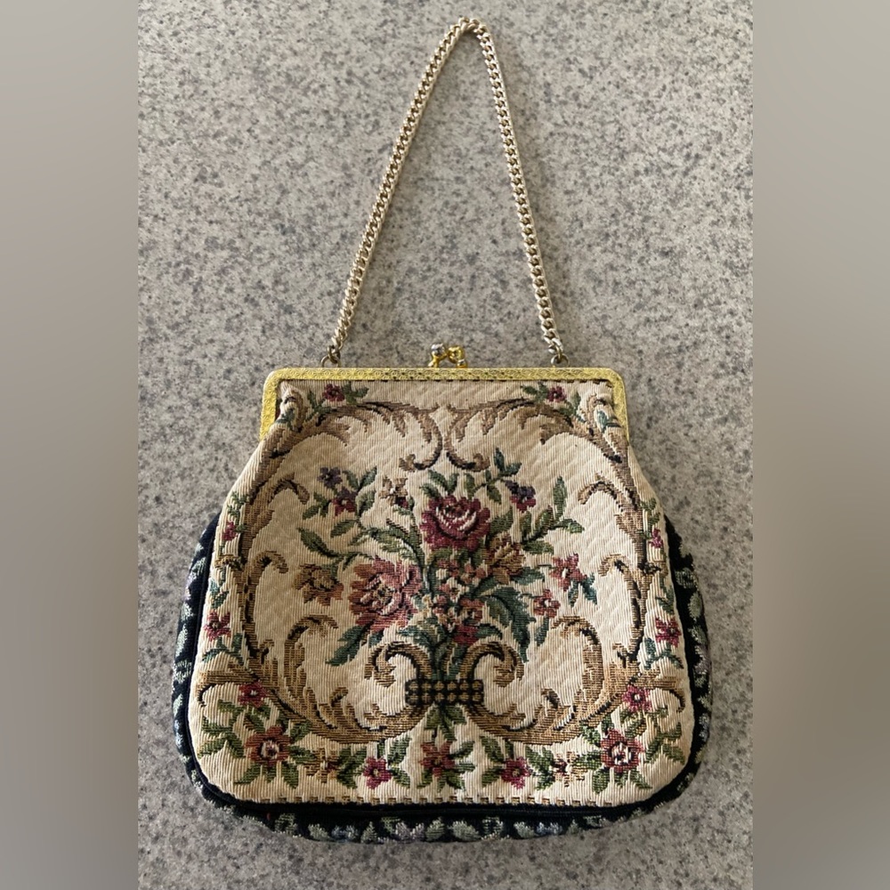 Vintage Small Tapestry Purse Brass Clasp